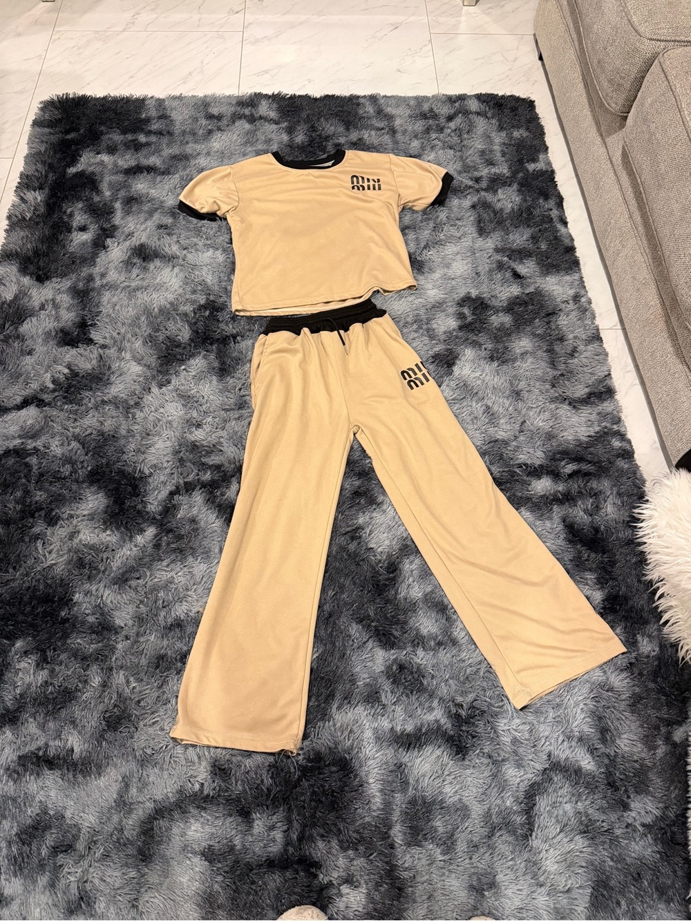 Tan Matching Ser - Picture 2 of 3